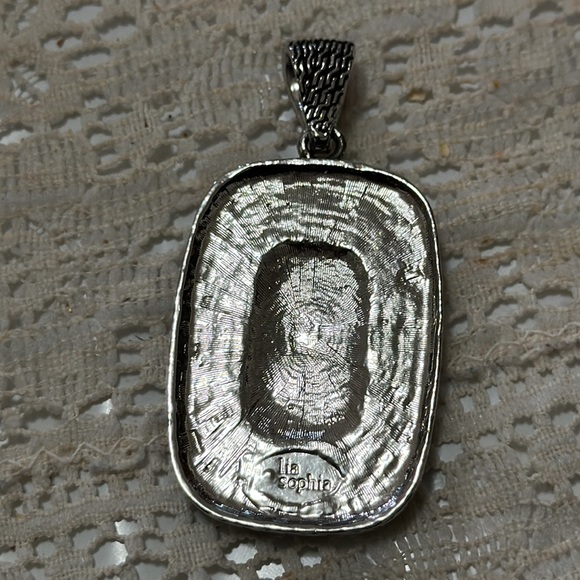 Lia Sophia pendant - Picture 3 of 5